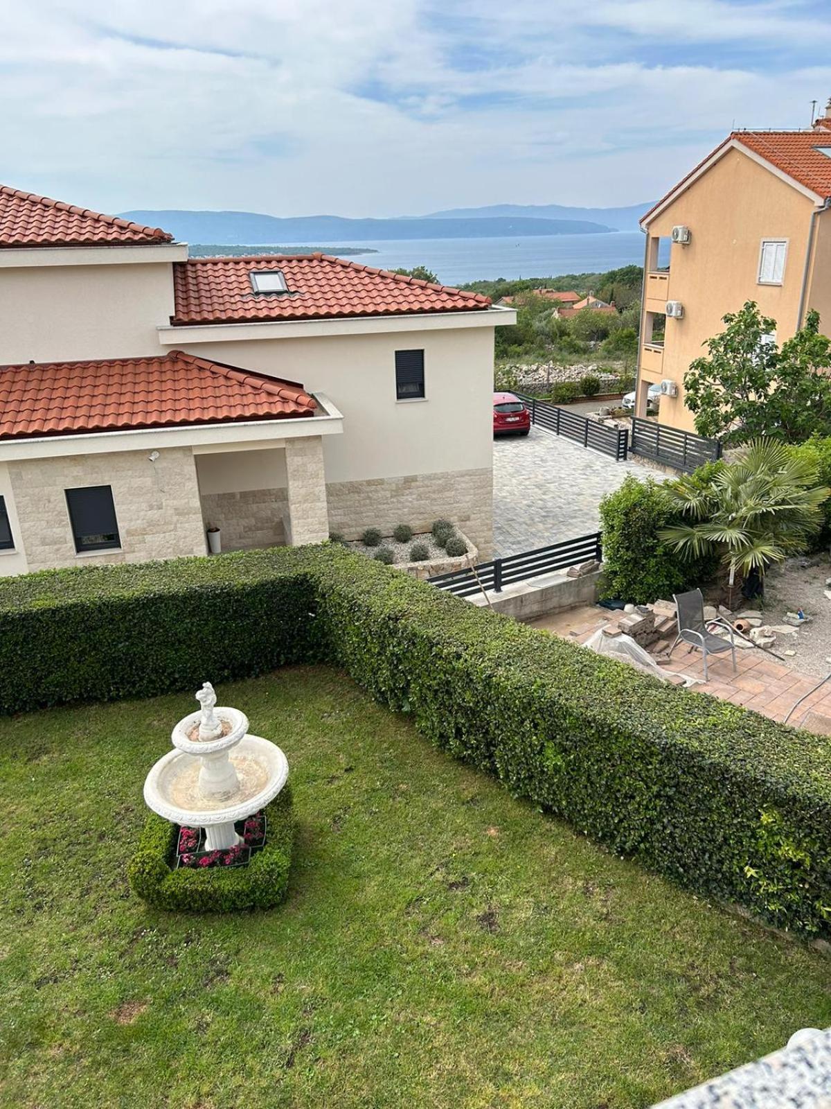Apartment Smilja Malinska Exterior photo
